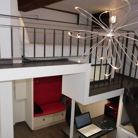 Le 12 Pierres - Croix-Rousse - Cosy & Design Appartement Lyon Buitenkant foto